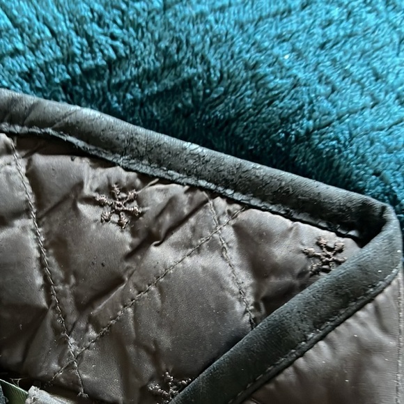 Eddie Bauer Goose Down Quilted Puffer Vest - Picture 9 of 12
